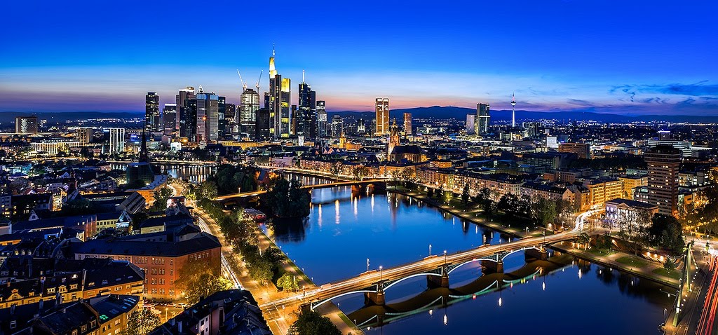 PANORAMA32 - XXL - LEINWANDBILDER-PANORAMA-FRANKFURT-SKYLINE-NACHT-ORANGE-SCHWARZ-SONNENUNTERGANG-SONNENAUFGANG