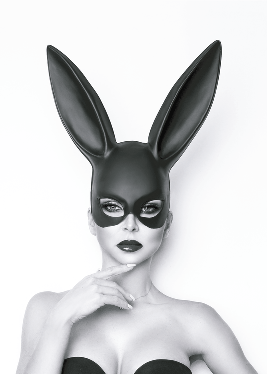 X240 - MEGA XXXL 160X90 CM Leinwandbilder inkl. Holzrahmen - Frau Bunny Hase Ohren Maske Schwarz Weiß